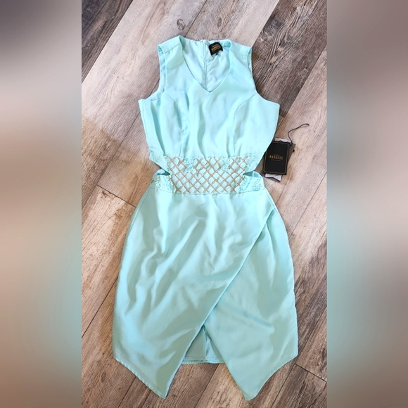 Vero Moda MARQUEE Women's Mint Green Polyester Tulip Dress. - Picture 2 of 14
